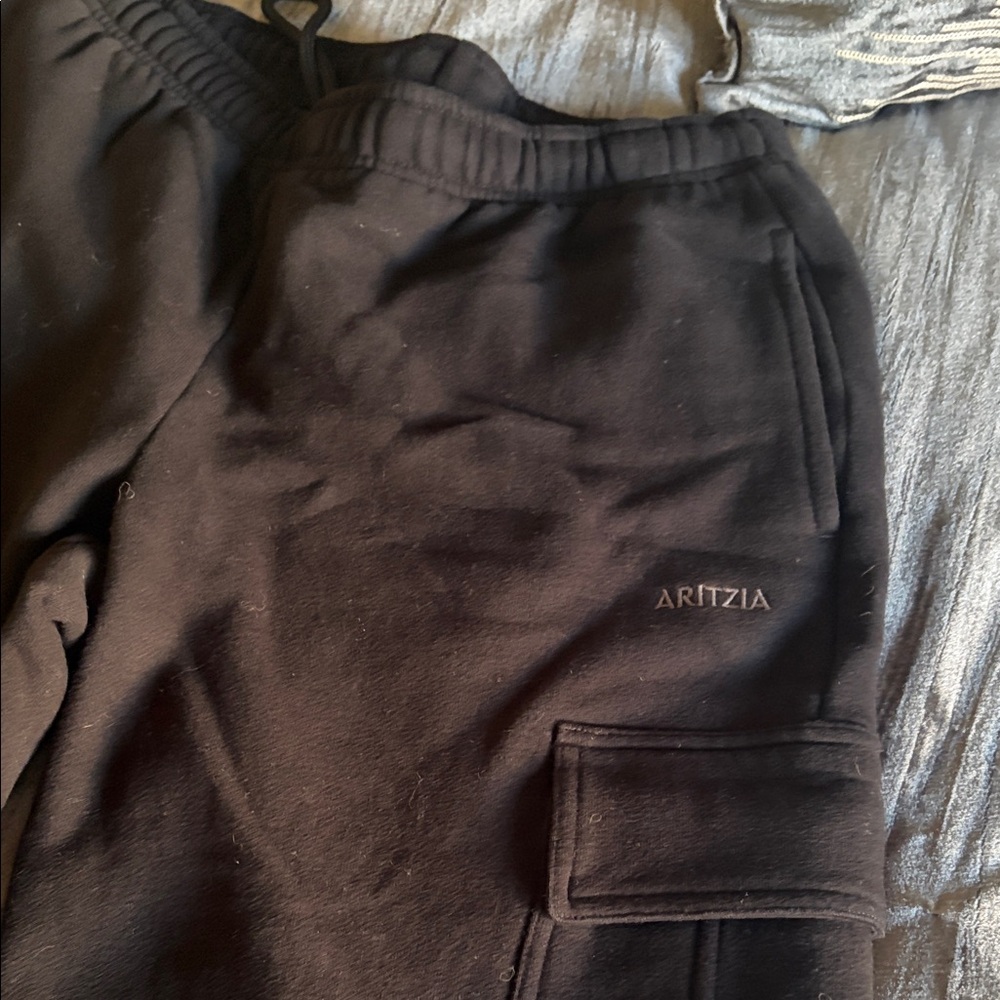 Aritzia Black Cargo Pants